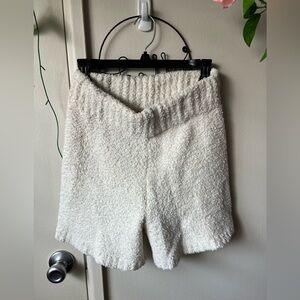 SKIMS High Waist Cream Women's Shorts